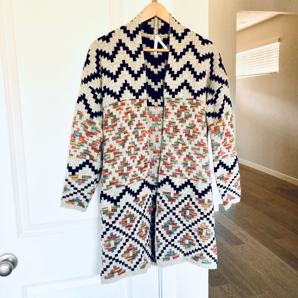 Southwest Dreamers Chevron and Geometric Patterned Womans Sweater Shawl Cardigan